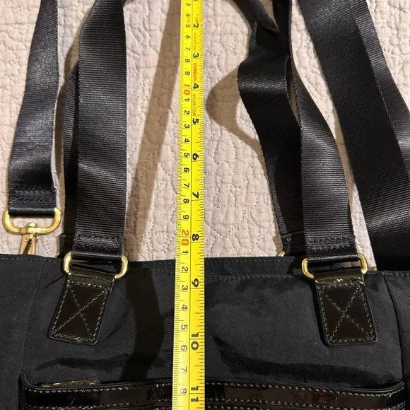 Kipling Black Shoulder Bag with Gold Details - Picture 9 of 12